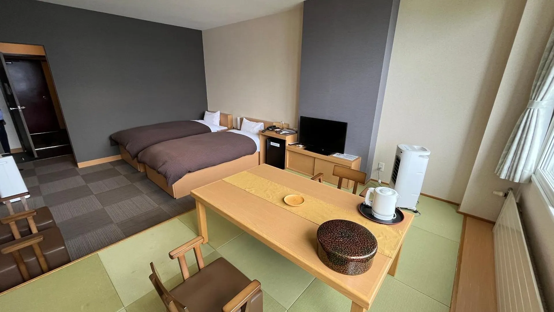 Marukoma Onsen Ryokan Chitose
